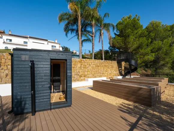 Villa Andrea - Frontline Golf Contemporary Villa in Santa Maria Golf, Elviria