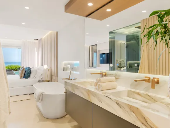 Los Granados del Mar 201 - Ground Floor apartment on the New Golden Mile