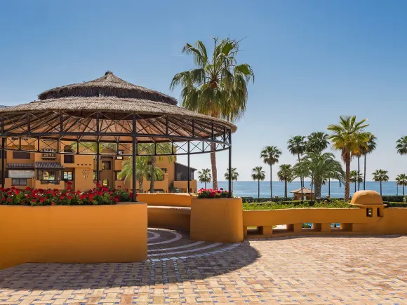 Los Granados del Mar 201 - Ground Floor apartment on the New Golden Mile