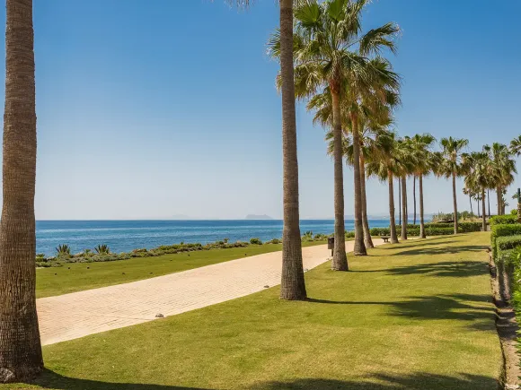 Los Granados del Mar 201 - Ground Floor apartment on the New Golden Mile