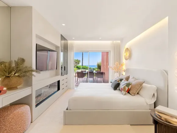 Menara Beach 1201 - Ground Floor Apartment in Estepona East