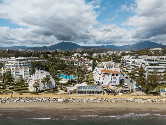 Casa Coral – Frontline Beach Apartment on the Golden Mile