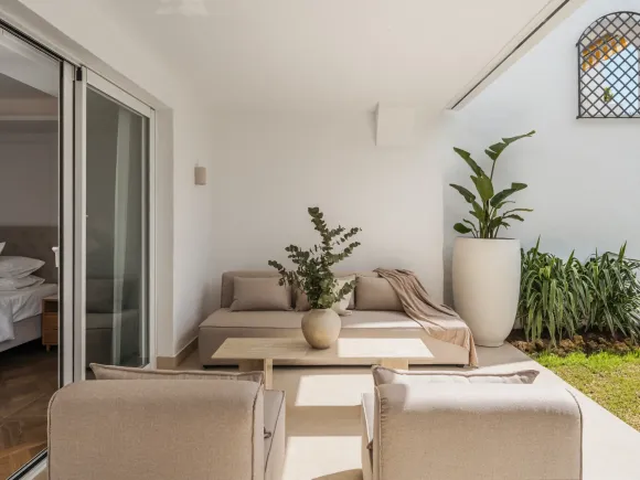 Casa Coral – Frontline Beach Apartment on the Golden Mile