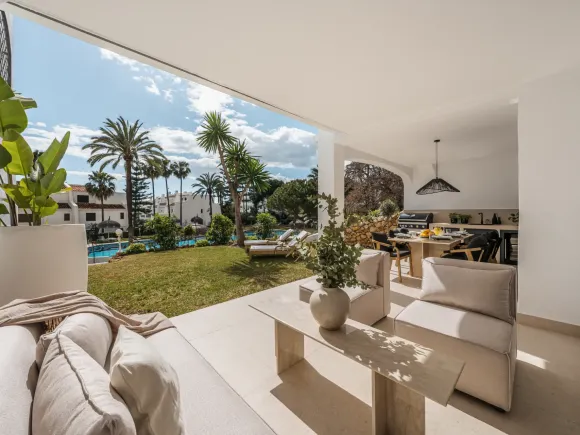 Casa Coral – Frontline Beach Apartment on the Golden Mile
