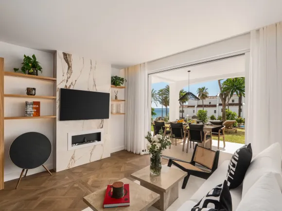 Casa Coral – Frontline Beach Apartment on the Golden Mile