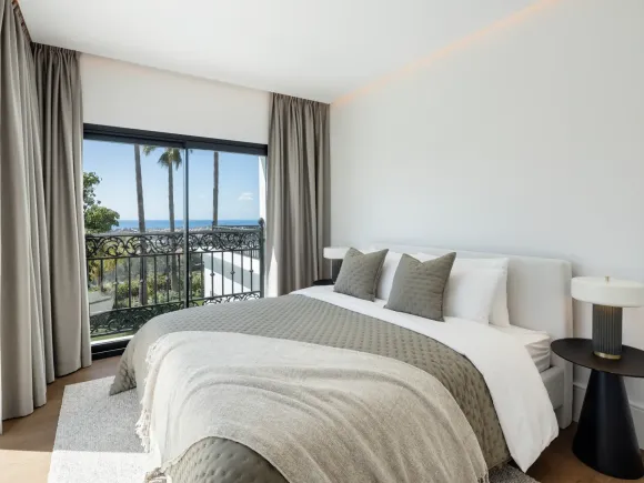 Villa Fortuna – Villa with Golf and Sea Views in Los Arqueros, Marbella