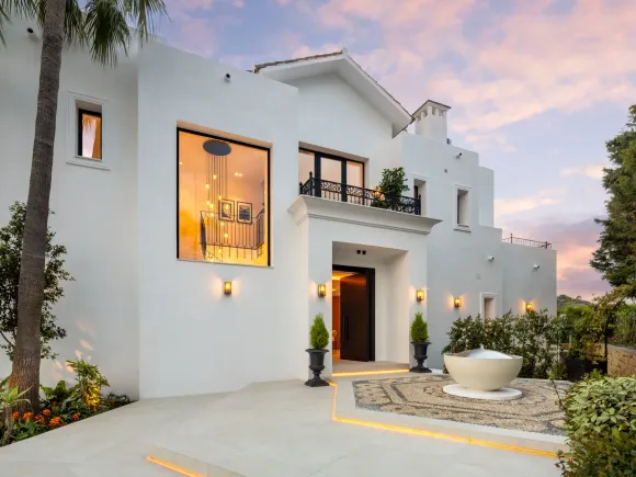 Villa Fortuna – Villa with Golf and Sea Views in Los Arqueros, Marbella