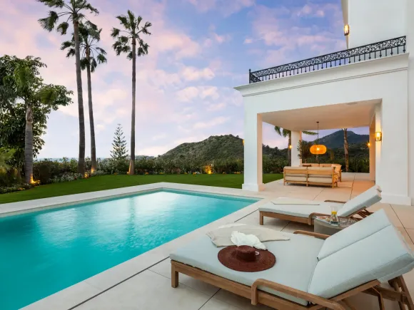 Villa Fortuna – Villa with Golf and Sea Views in Los Arqueros, Marbella