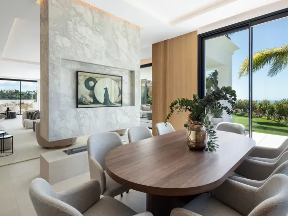Villa Fortuna – Villa with Golf and Sea Views in Los Arqueros, Marbella