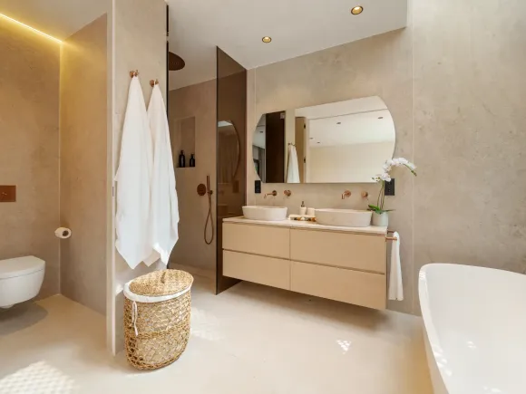 Altos de Puente Romano 13 – Renovated Townhouse on Marbella’s Golden Mile