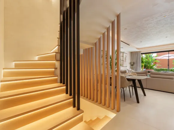 Altos de Puente Romano 13 – Renovated Townhouse on Marbella’s Golden Mile
