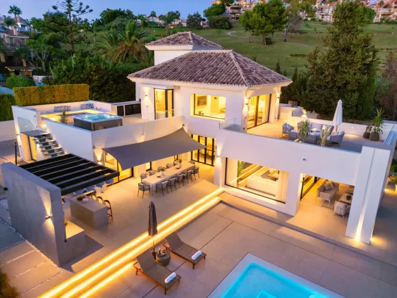 Villa Malibu – Modern Elegance in Nueva Andalucía’s Golf Valley