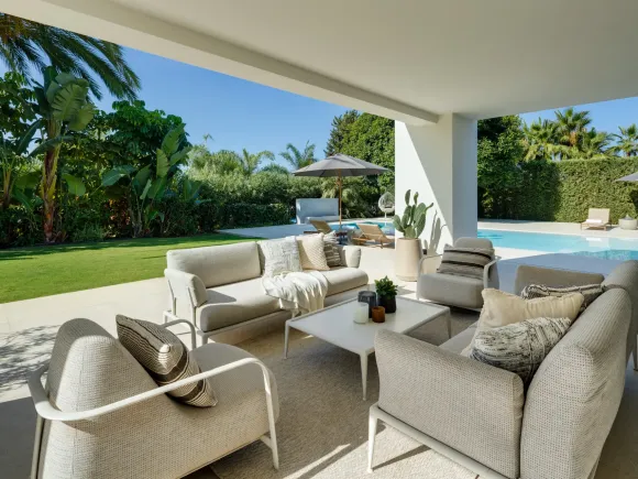 Villa Malibu – Modern Elegance in Nueva Andalucía’s Golf Valley