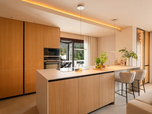 Penthouse Estelle – A Renovated Luxury Duplex on Marbella’s Golden Mile