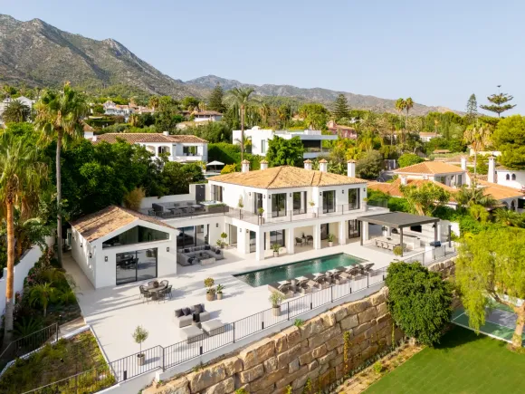 Villa Rocío – Renovated Andalusian-Style Villa on Marbella’s Golden Mile