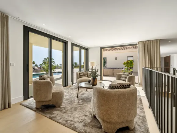 Villa Rocío – Renovated Andalusian-Style Villa on Marbella’s Golden Mile