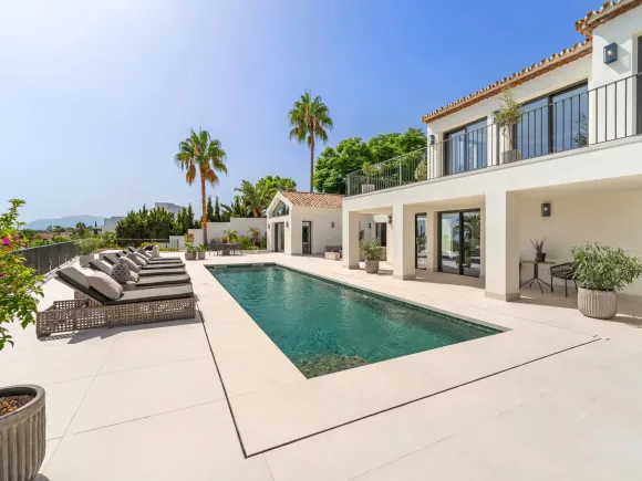 Villa Rocío – Renovated Andalusian-Style Villa on Marbella’s Golden Mile