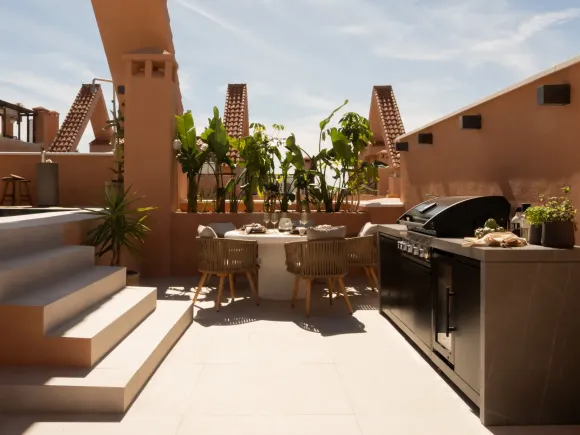 Magna 146 - Fully renovated penthouse with private pool