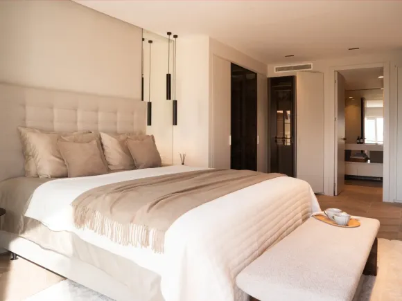 Magna 146 - Fully renovated penthouse with private pool