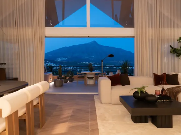 Magna 146 - Fully renovated penthouse with private pool