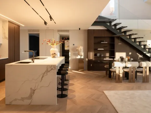 Magna 146 - Fully renovated penthouse with private pool