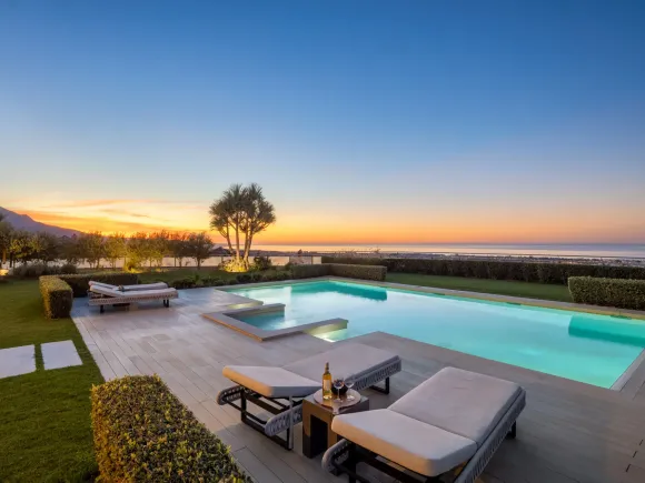 Villa Aguila – Modern Comfort with Andalusian Charm in La Quinta
