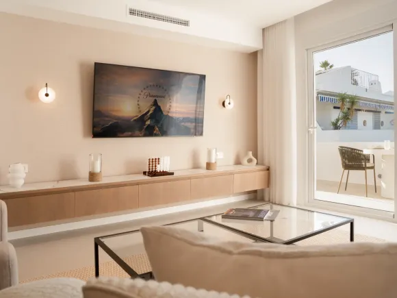 Los Dragos 28 - Duplex Penthouse in Marbella's Golf Valley