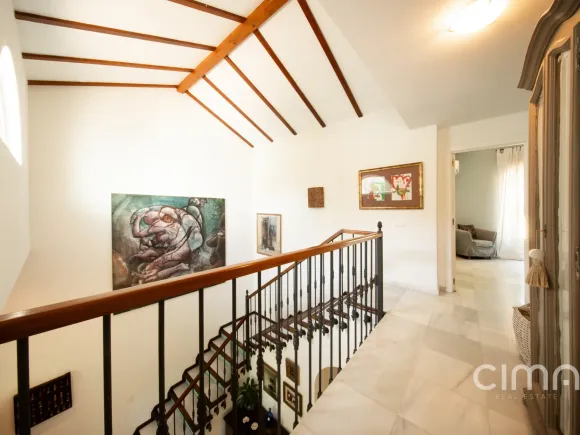 Frontline golf townhouse in Guadalmina Alta
