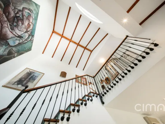Frontline golf townhouse in Guadalmina Alta