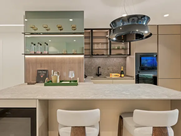 Elegant Ground-Floor Apartment in Bahía del Velerín