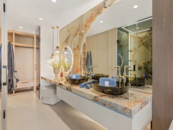 Elegant Ground-Floor Apartment in Bahía del Velerín