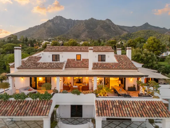 Duplex penthouse  with panoramic views in Monte Paraiso Country Club