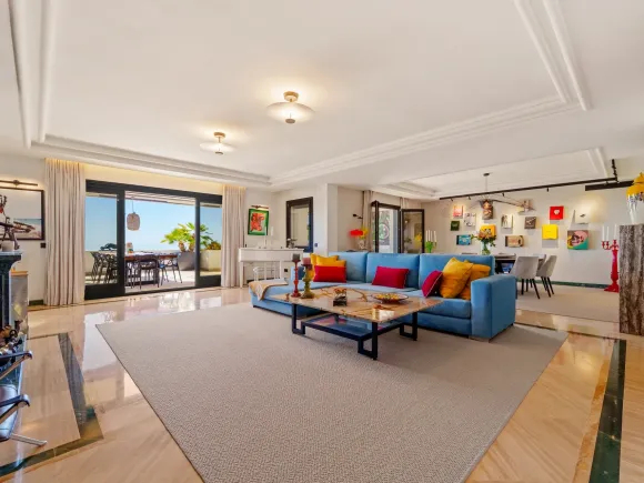 Duplex penthouse  with panoramic views in Monte Paraiso Country Club