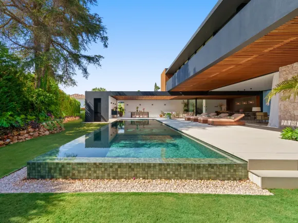 Casa Piemonte - Modern villa in the Heart of the Golf Valley