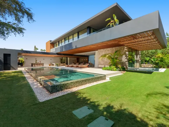 Casa Piemonte - Modern villa in the Heart of the Golf Valley