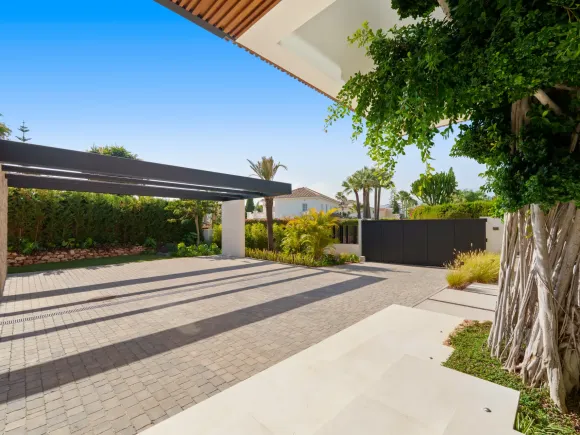 Casa Piemonte - Modern villa in the Heart of the Golf Valley