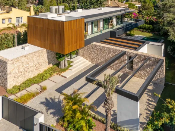 Casa Piemonte - Modern villa in the Heart of the Golf Valley