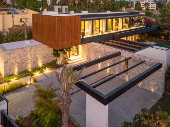 Casa Piemonte - Modern villa in the Heart of the Golf Valley