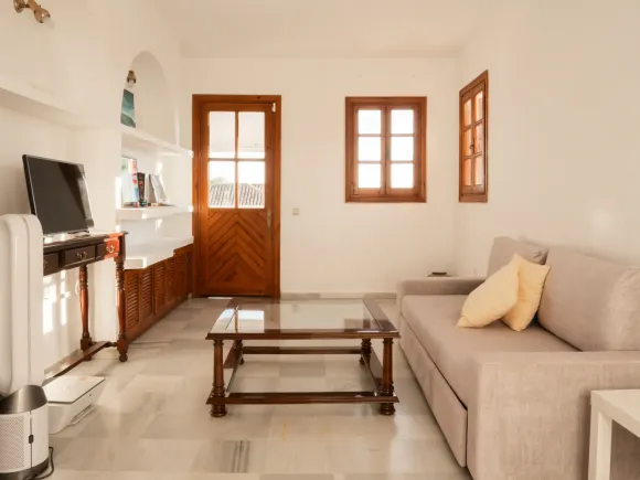 Charming family villa with panoramic sea views in Seghers, Estepona