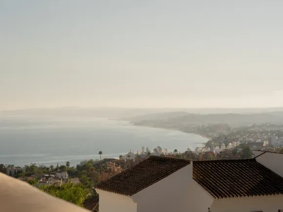 Charming family villa with panoramic sea views in Seghers, Estepona