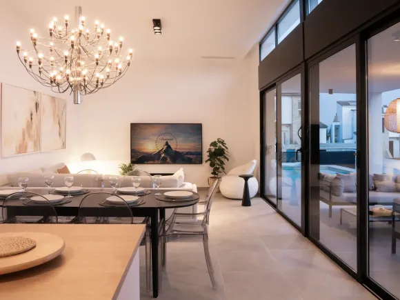 Contemporary 3-bedroom villa in Valle Romano