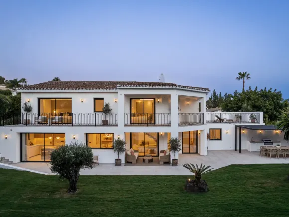 Villa Zéphire | Fully renovated Andalusian villa in Rocío de Nagüeles