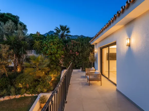 Villa Zéphire | Fully renovated Andalusian villa in Rocío de Nagüeles