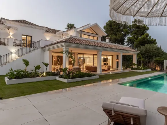 Andalusian villa near Atalaya Golf