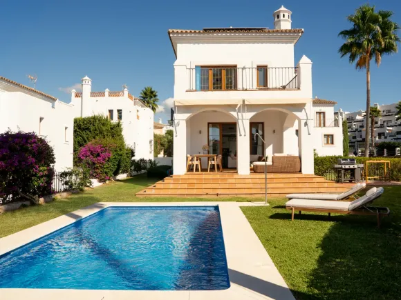 Family Dream Villa in La Resina Golf