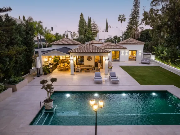 Villa Camelia – Elegant 5-bedroom villa in La Cerquilla