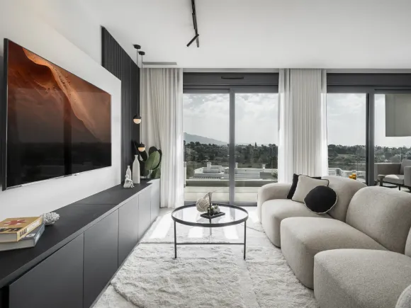 Brand-New Duplex Penthouse with Solarium in Atalaya Emotion, Estepona