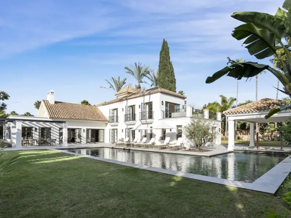 Private Villa with Layered Living and Wellness Spaces — Nueva Andalucía