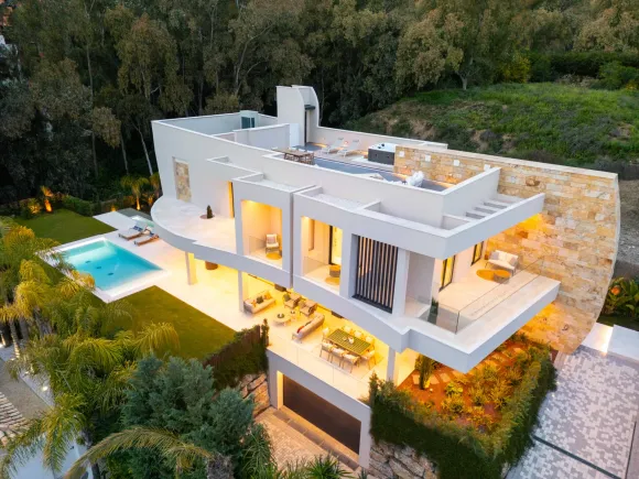 Villa Nara – Contemporary Estate in La Cerquilla
