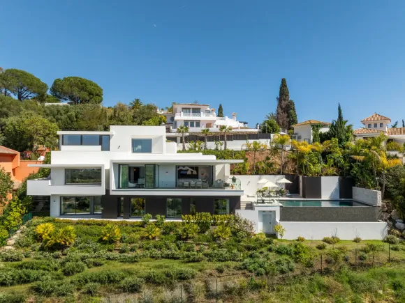 El Rosario 430 – Contemporary Villa with Panoramic Sea Views